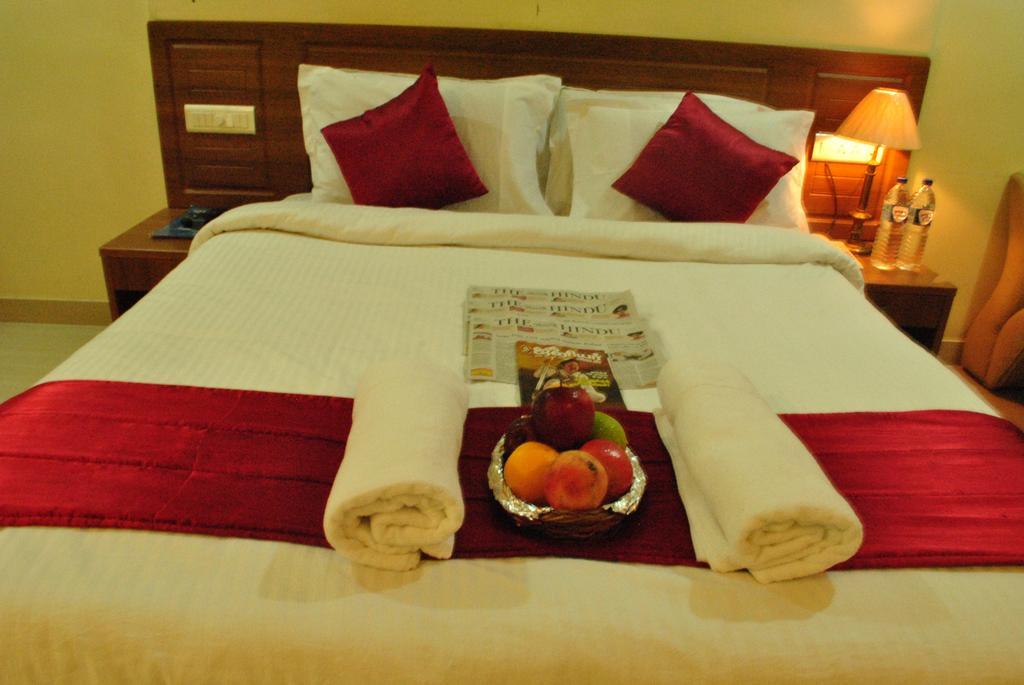 Hotel Sona'S Tiruchirappalli Exterior foto