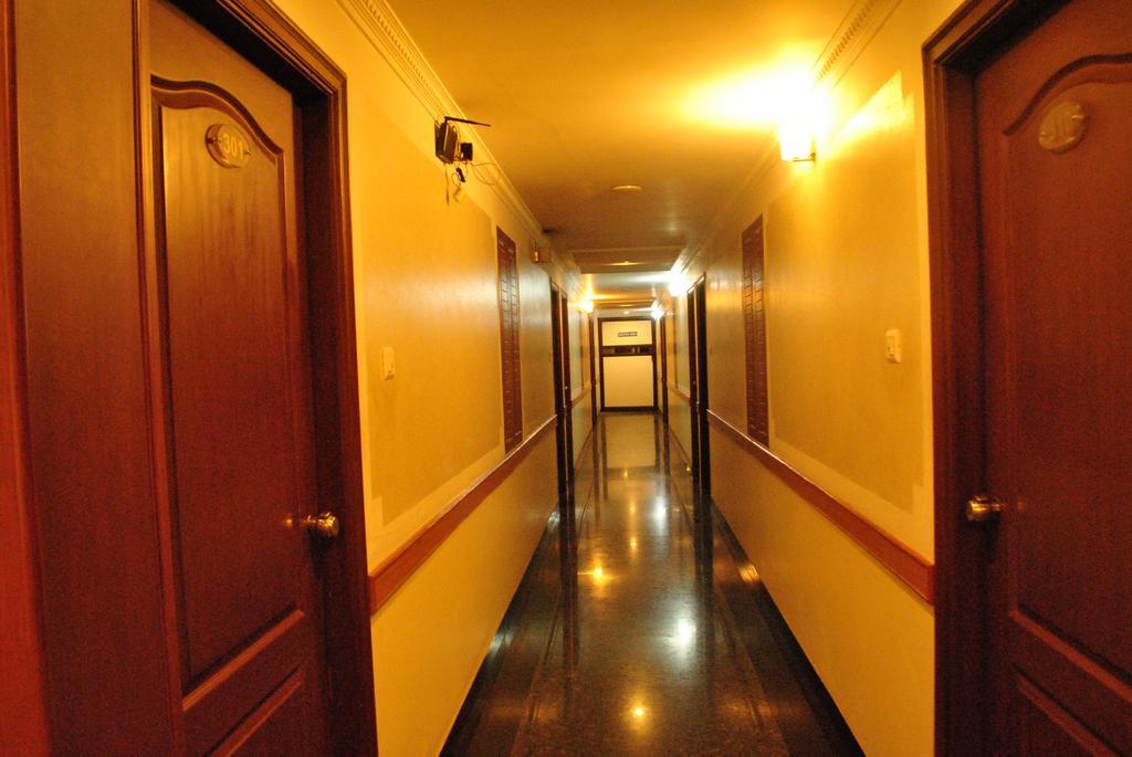 Hotel Sona'S Tiruchirappalli Exterior foto
