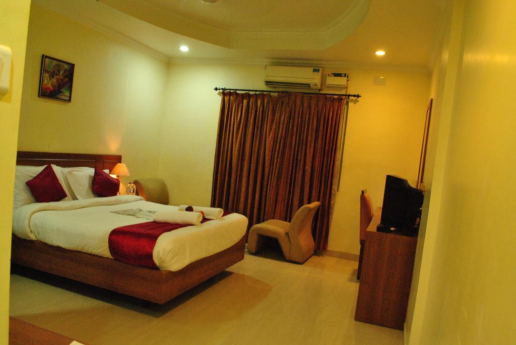 Hotel Sona'S Tiruchirappalli Exterior foto